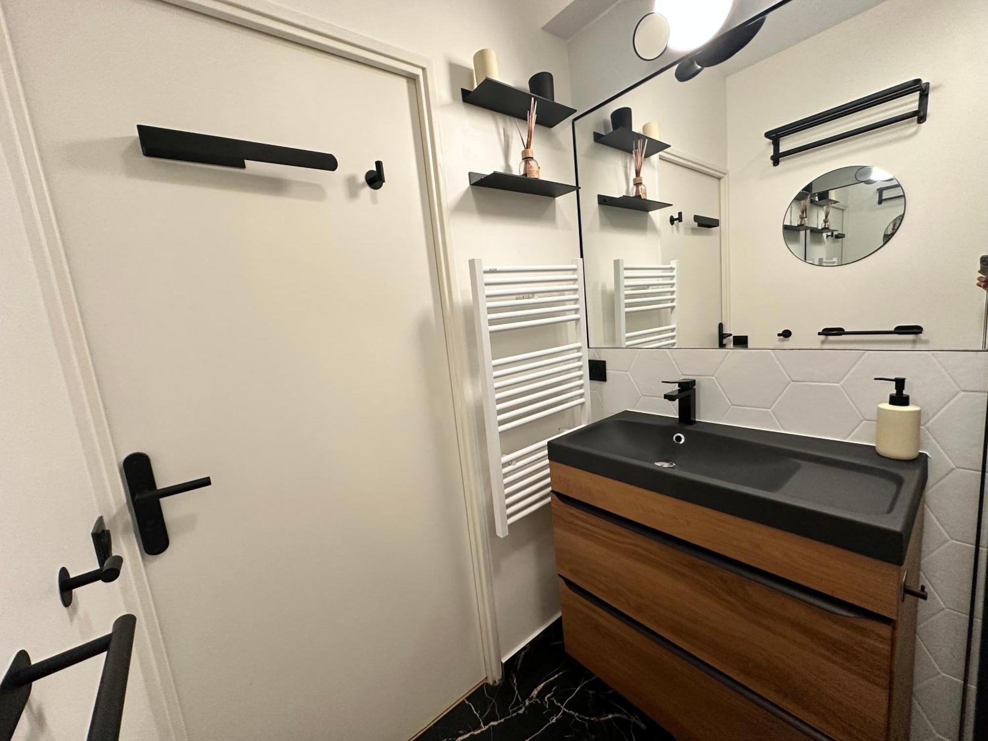 ואלאוריס Elegant Appartement 2Pieces Piscinevue Mer Parking מראה חיצוני תמונה